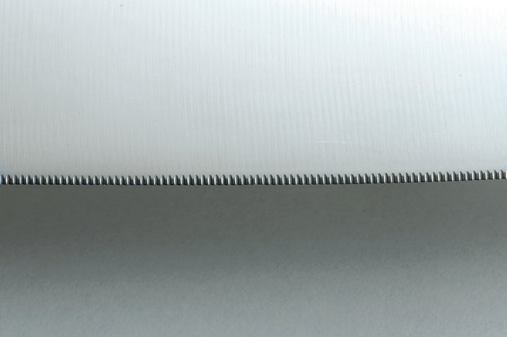 Long-lasting Santoku Knife