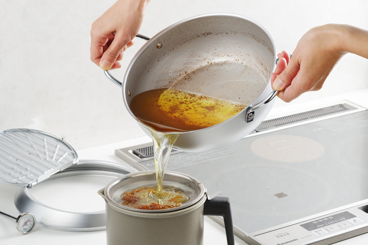 Mirakutei III Tempura Pot with Lid 20cm